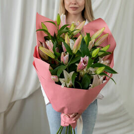 Монобукет из лилий - 7 веток