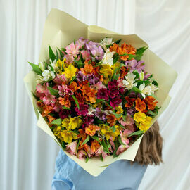 Buket iz al_stromerij - 55 shtuk