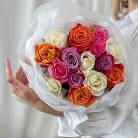 Розы премиальные цвета микс 15 шт (50-60см)