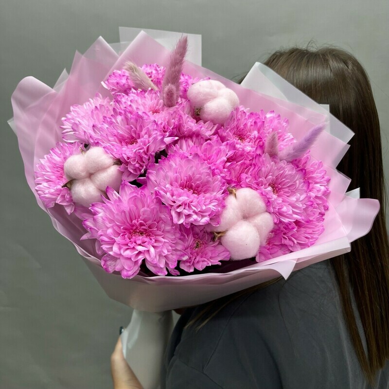 Buket iz rozovoj hrizantemi, standart