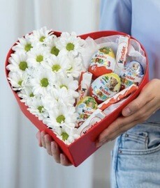 Romashka s kinderami