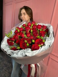 Mono-buket iz kustovih roz