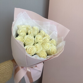 Букет из белых роз 