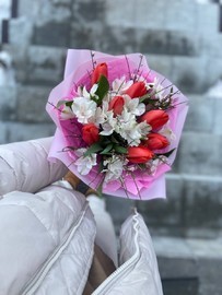 Букет с тюльпанами