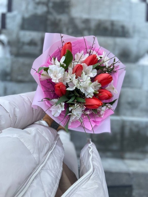 Букет с тюльпанами, стандартный