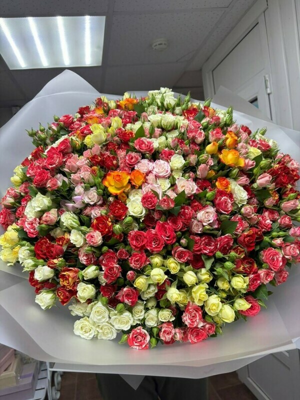 Mono buket iz kustovoj rozi, mono buket iz kustovoj rozi