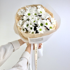 Monobuket iz hrizantem