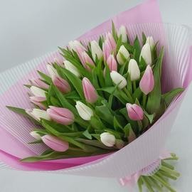 Букет из бело-розовых тюльпанов 