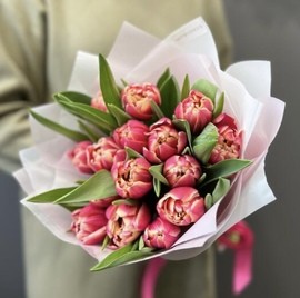Bouquet of peony-shaped tulips