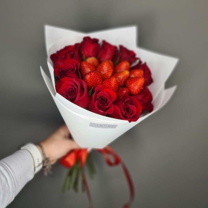 Розы и клубника, стандартный