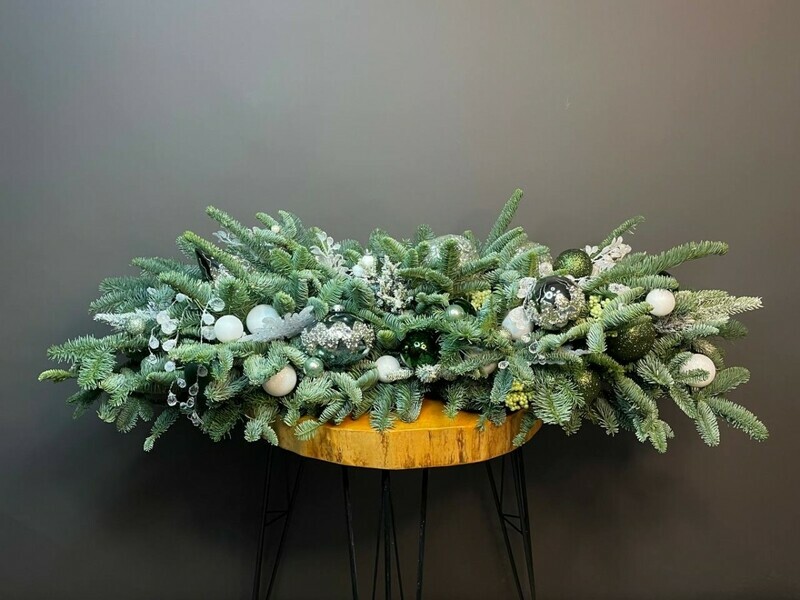 Nastol_naya kompozitciya iz nobilisa 100sm, luxe