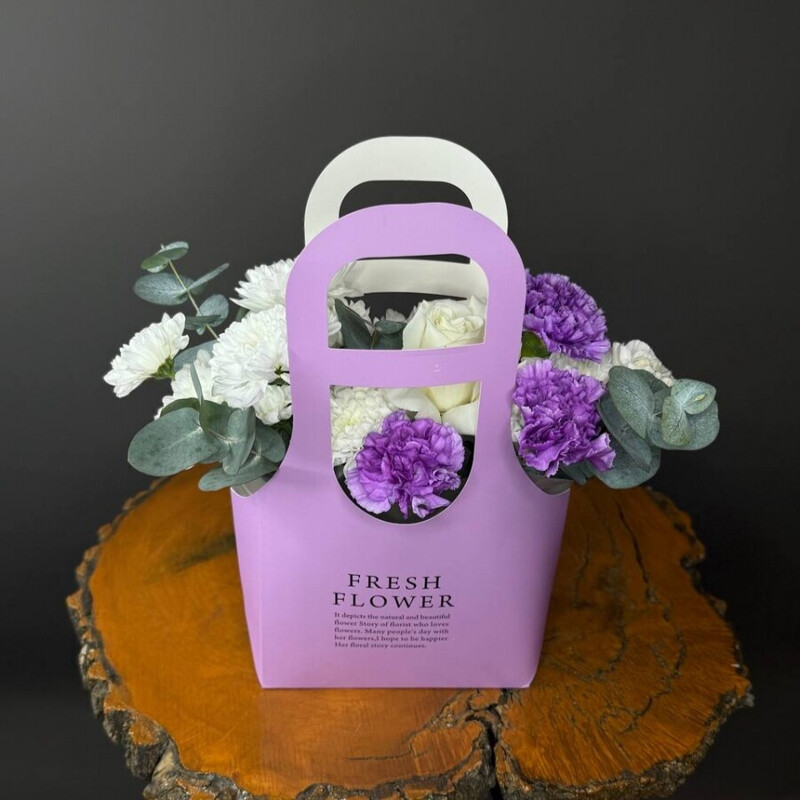 TCvetochnaya kompozitciya na den_ materi "Fioletovaya", reduced