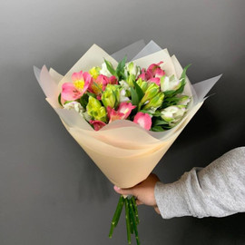 Buket iz al_stromerij na 1 sentyabrya