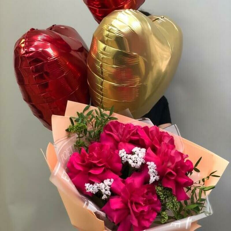 Buket i 3 serdtca, buket i 3 serdtca