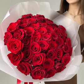 Букет 51 красных роз