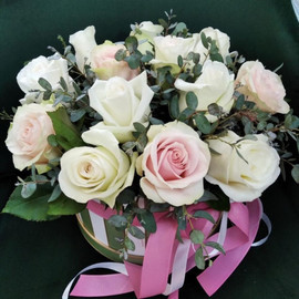 Розы в коробке