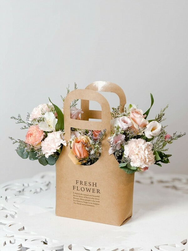 Stil_naya kompozitciya v kraftovom pakete, standart