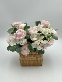 Цветочная композиция "Розовое чудо" 