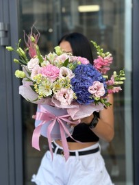 kompozitciya v shlyapnoj korobke №45