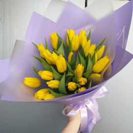 Buket iz 25 zheltih tyul_panov