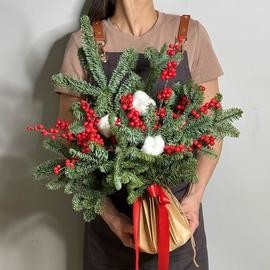 Зимний букет без упаковки в вотербоксе