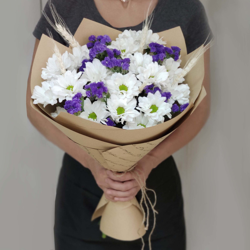 Crafted bouquet of chrysanthemums, standart