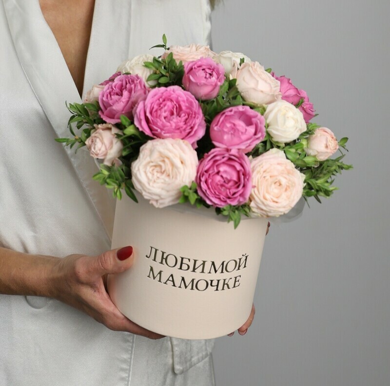 Композиция из роз «Феерия», роза кустовая 7 шт