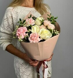 Сборный букет «Бисквит»