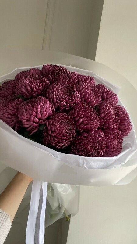 Осенний букет из хризантем бургунди , стандартный