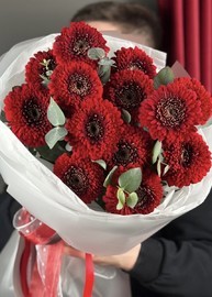 Букет из 15 ярких Гербер 