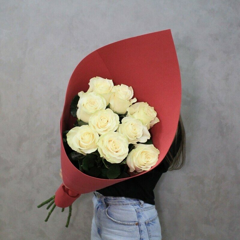 Buket na 8 marta №16, roza 60sm ekvador belaya 9 sht