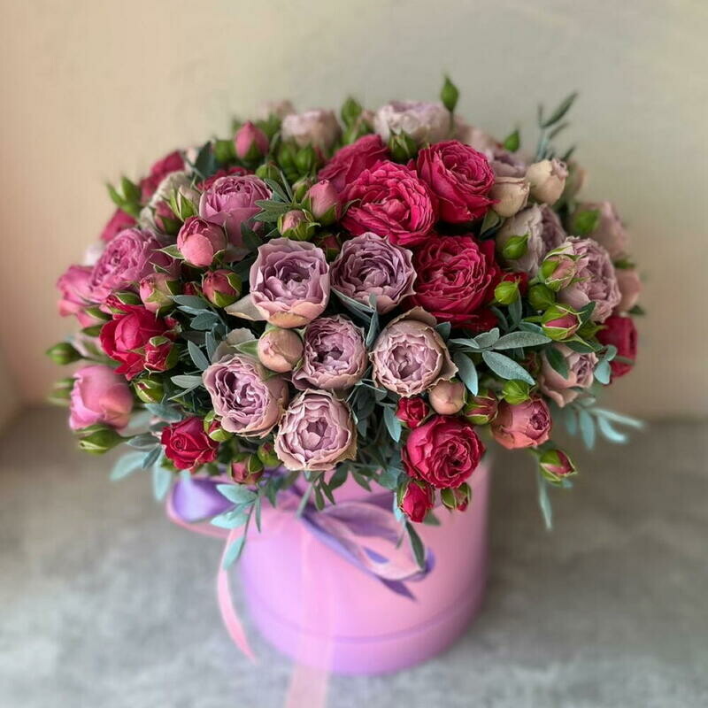 Korobochka kustovih roz «Svitti», standart