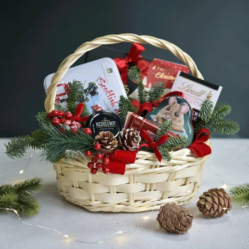 Новогодняя корзина № 13., стандартный
