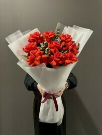 Букет с французскими розами "Танец пламени"