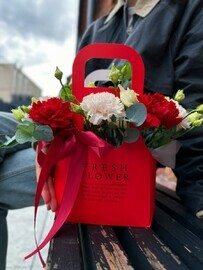 Сумочка с диантусами "Яркое лето"