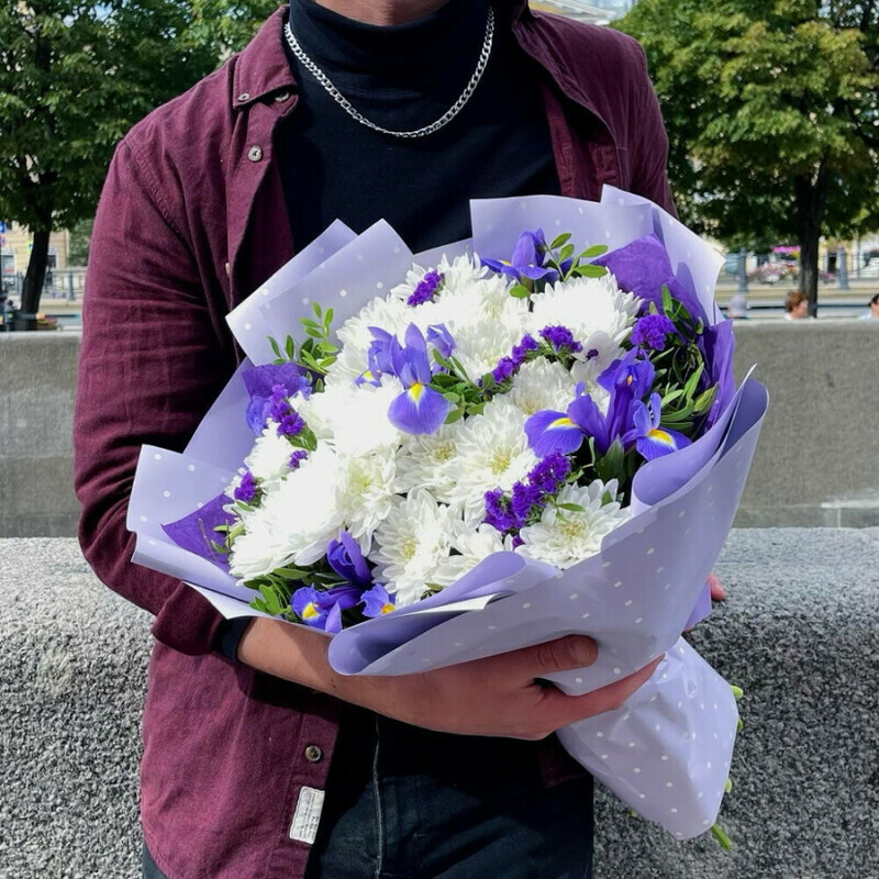 Букет с ирисам и хризанемой, стандартный