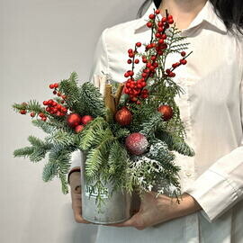 «Alaya skazka» kompozitciya s el_yu Nobilis , ileksom i elochnimi sharami na Novij god