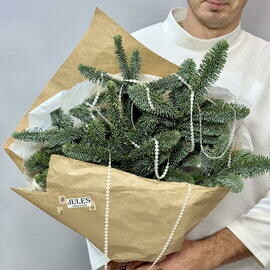 «Охапка нобилиса» букет из ели