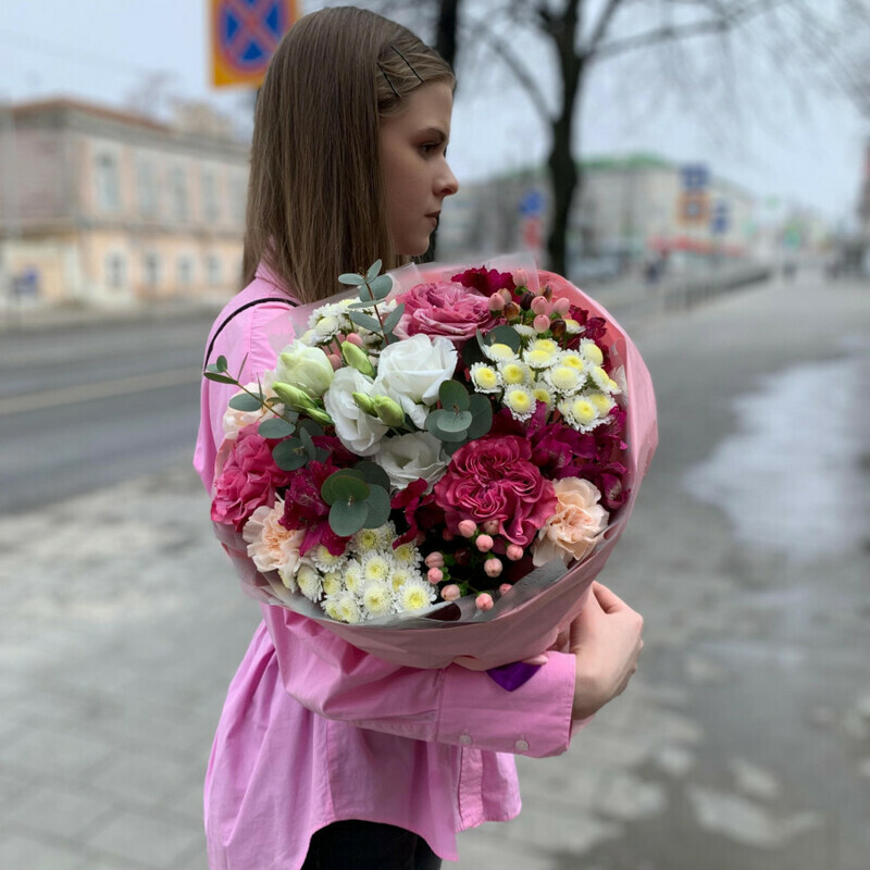 Яркий поцелуй, стандартный