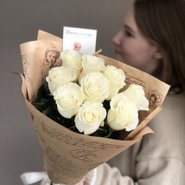 9 belih roz v krafte