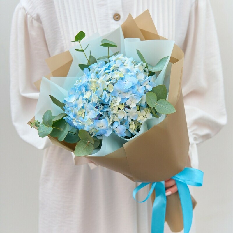 Buket iz Sinej Gortenzii, standart