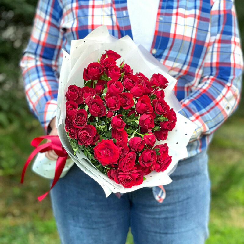 Красные Кустовые Розы, стандартный