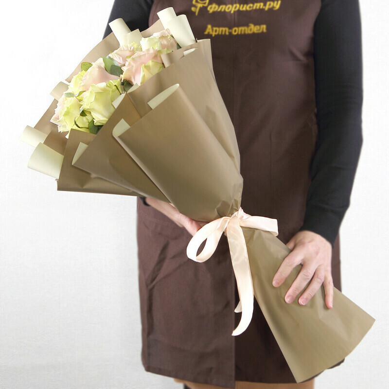 Элитные Бело-Розовые Розы, 11 роз