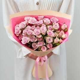 9 Lilovih Kustovih Roz