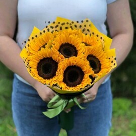 Buket iz Podsolnuhov
