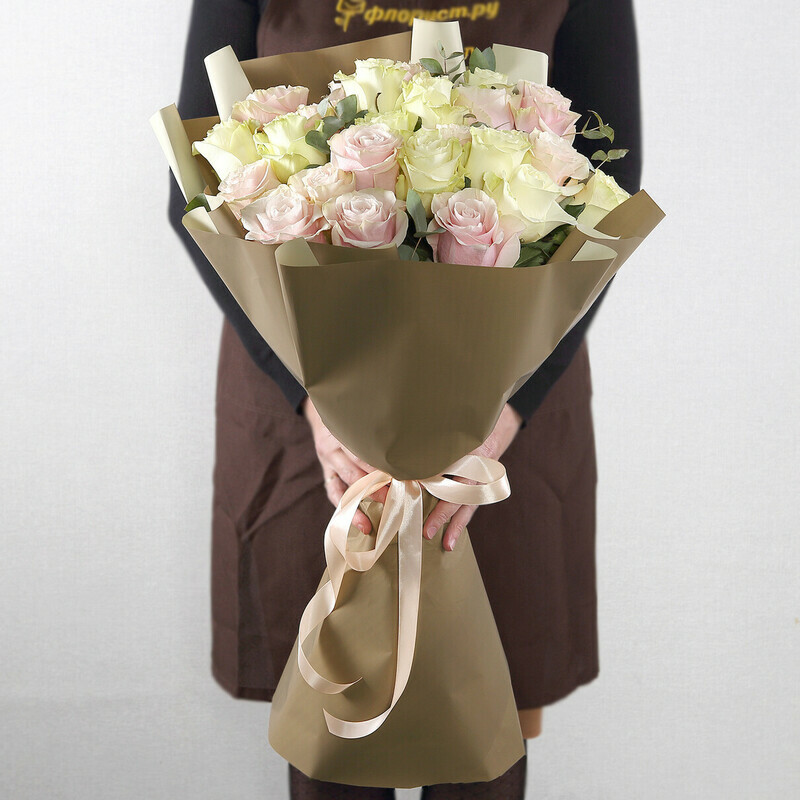 Elitnie Belo-Rozovie Rozi, 25 roz