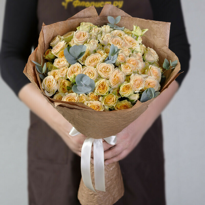 Kremovie Kustovie Rozi, standart