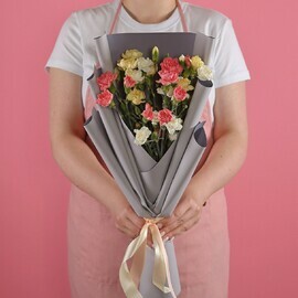 Букет из Кустовой Гвоздики
