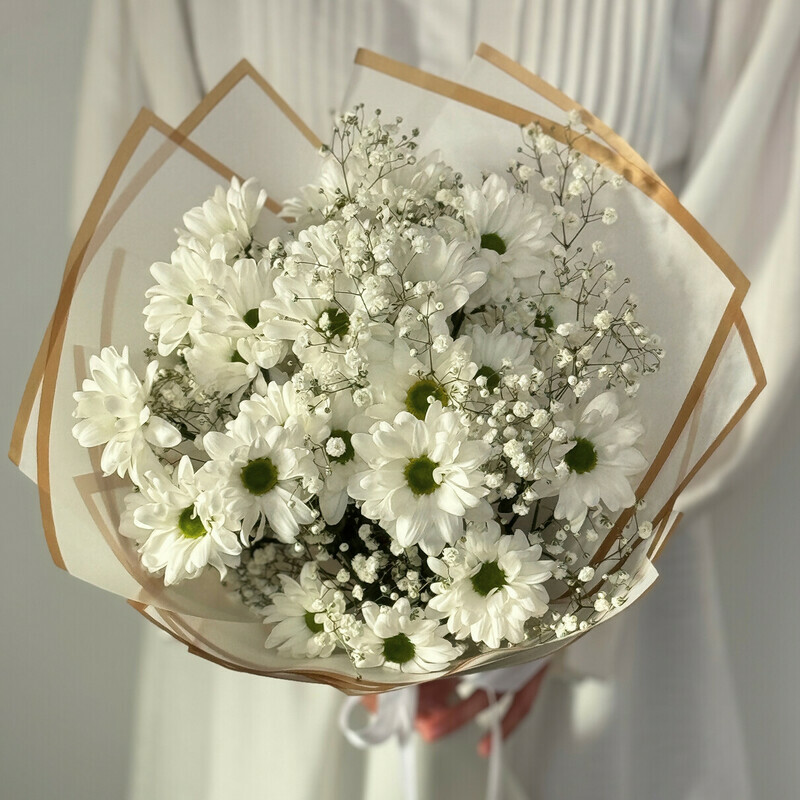 Buket s Hrizantemami "Lyogkij Veterok", standart