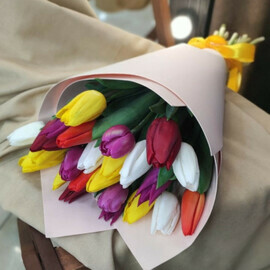 Букет розовых лилий